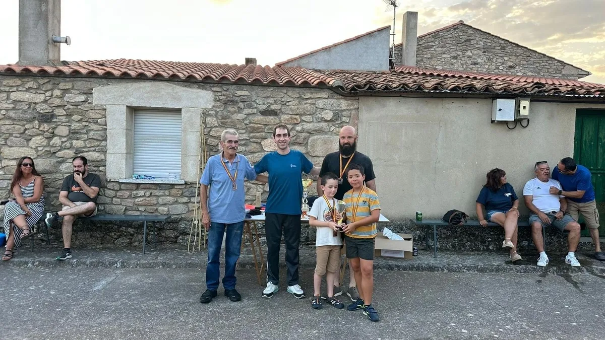 Juegos tradicionales en Barceo