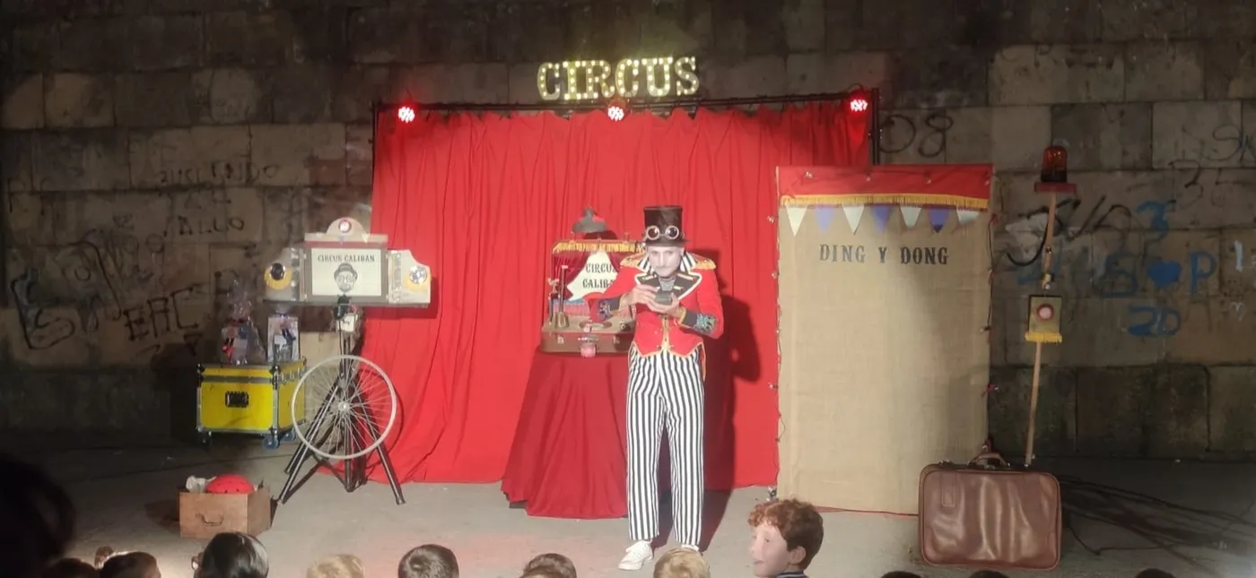 Actuación de Alúa Teatro en Vitigudino 