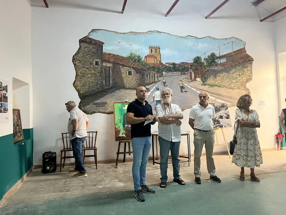 Ambas exposiciones pueden verse hasta el 17 de agosto en el edificio multiusos (antiguas escuelas)