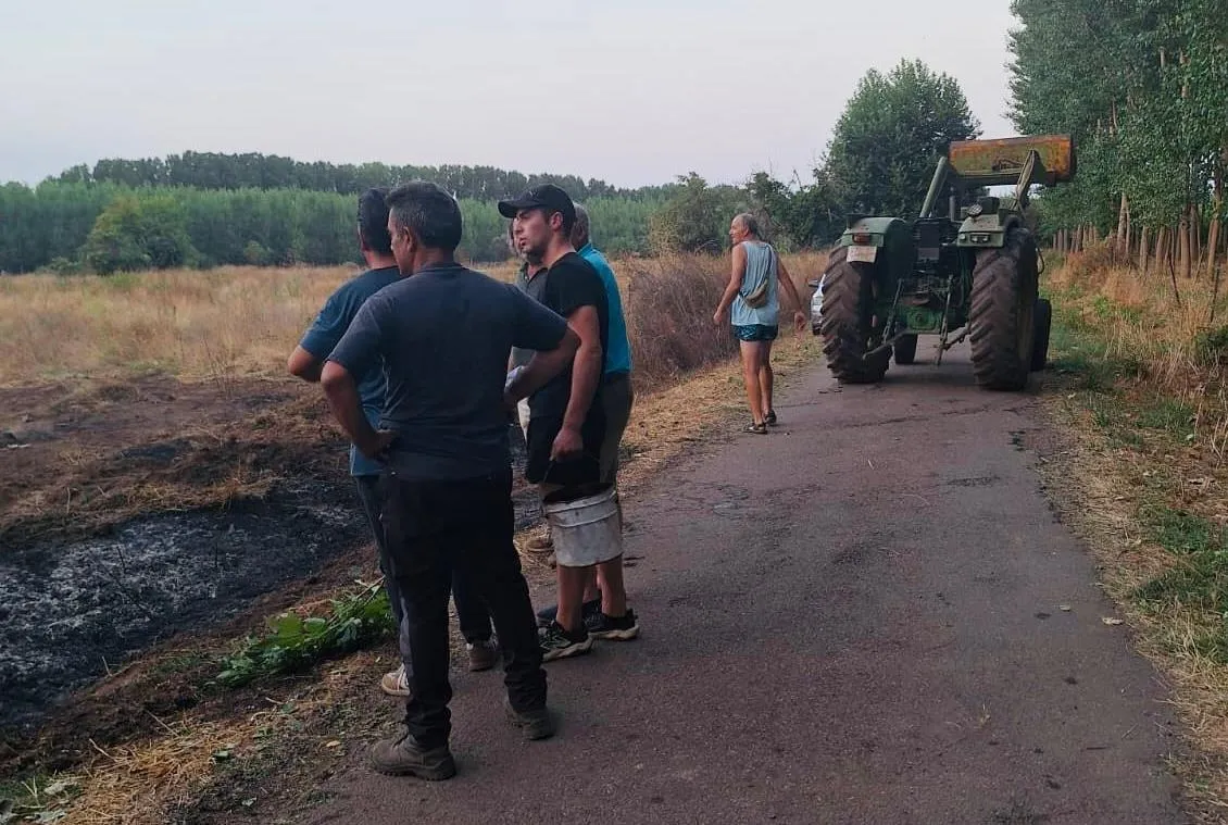 Foto 4 - Vecinos de &Aacute;gueda apagan un conato de incendio presumiblemente provocado