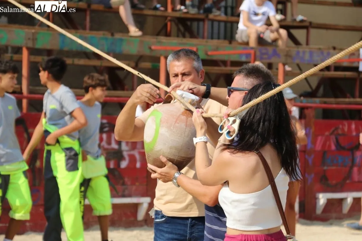  Los Quintos animan en Vilvestre las Fiestas del Toro