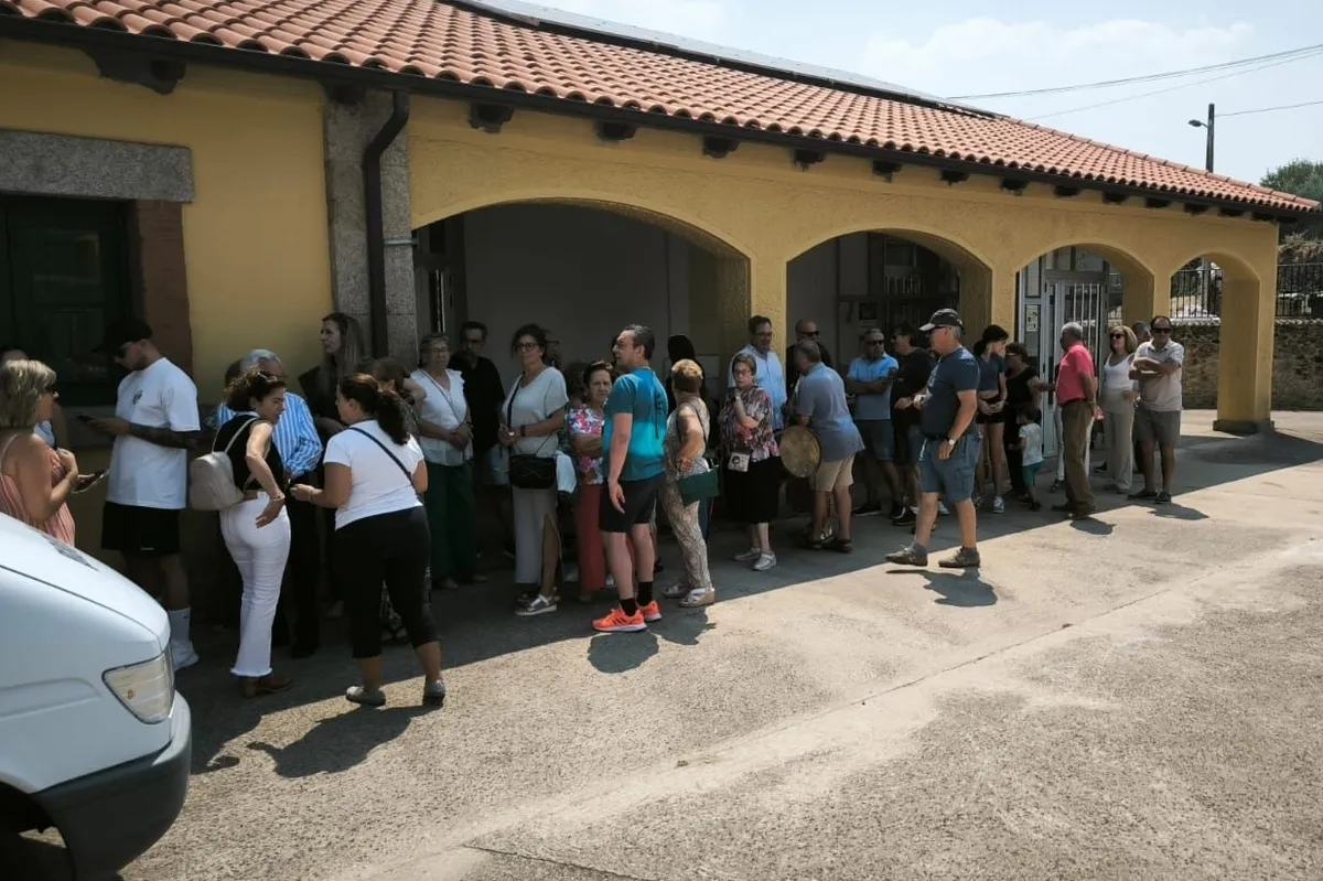 La paella contó con la participación de 300 personas