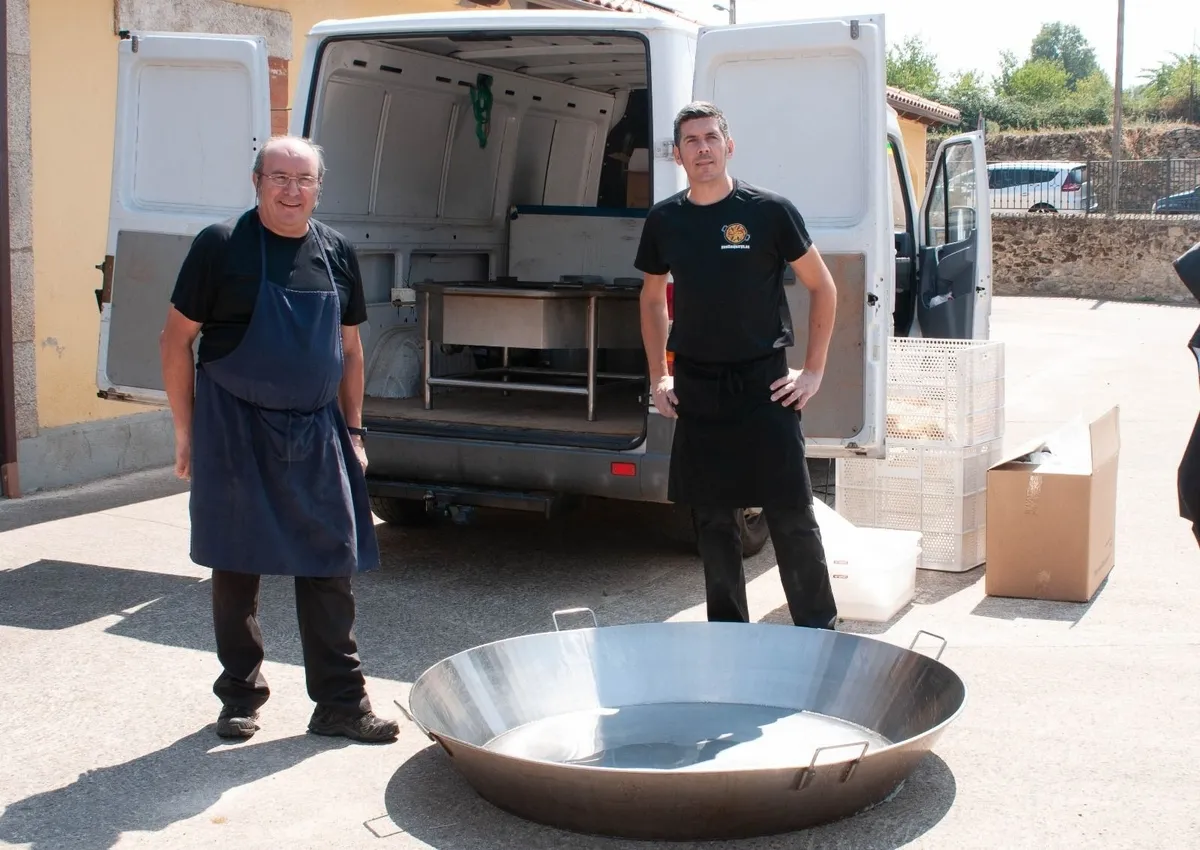 La paella contó con la participación de 300 personas