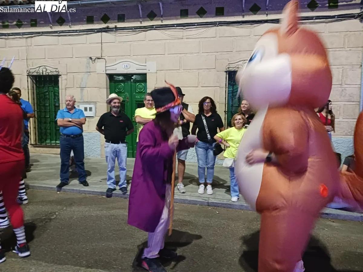 La imaginación y el trabajo de las peñas estuvo a la altura de la fama de este desfile 