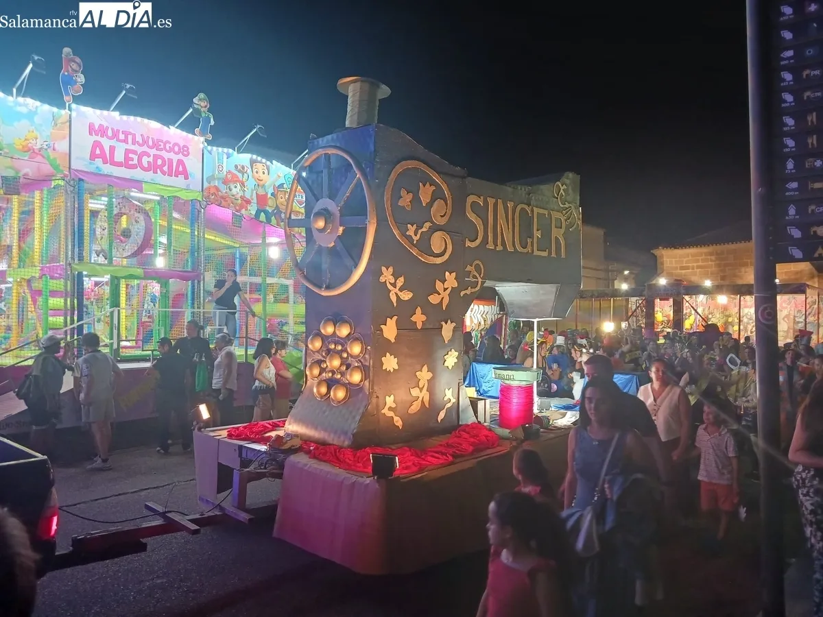 La imaginación y el trabajo de las peñas estuvo a la altura de la fama de este desfile 