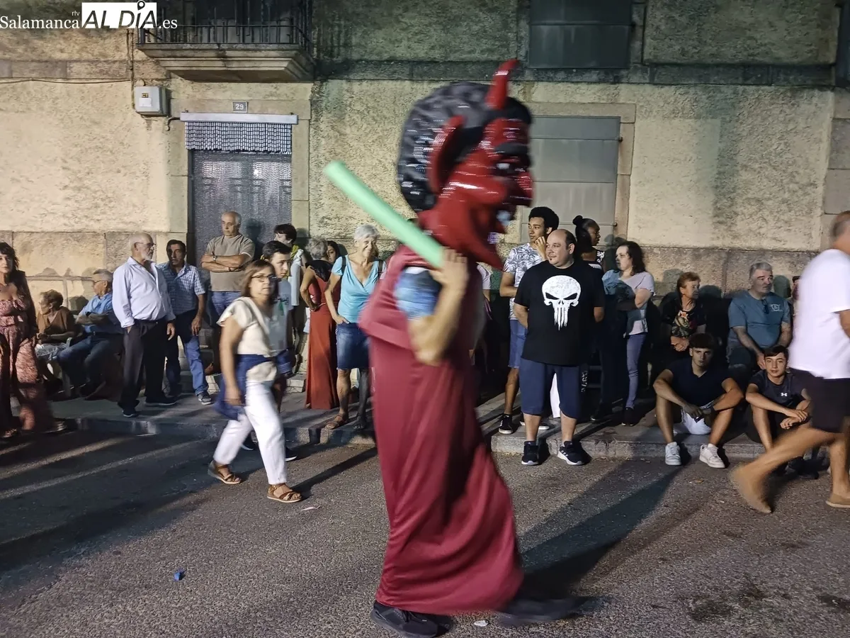 La imaginación y el trabajo de las peñas estuvo a la altura de la fama de este desfile 