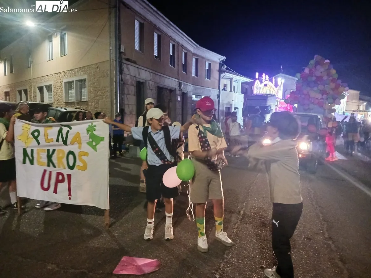 La imaginación y el trabajo de las peñas estuvo a la altura de la fama de este desfile 