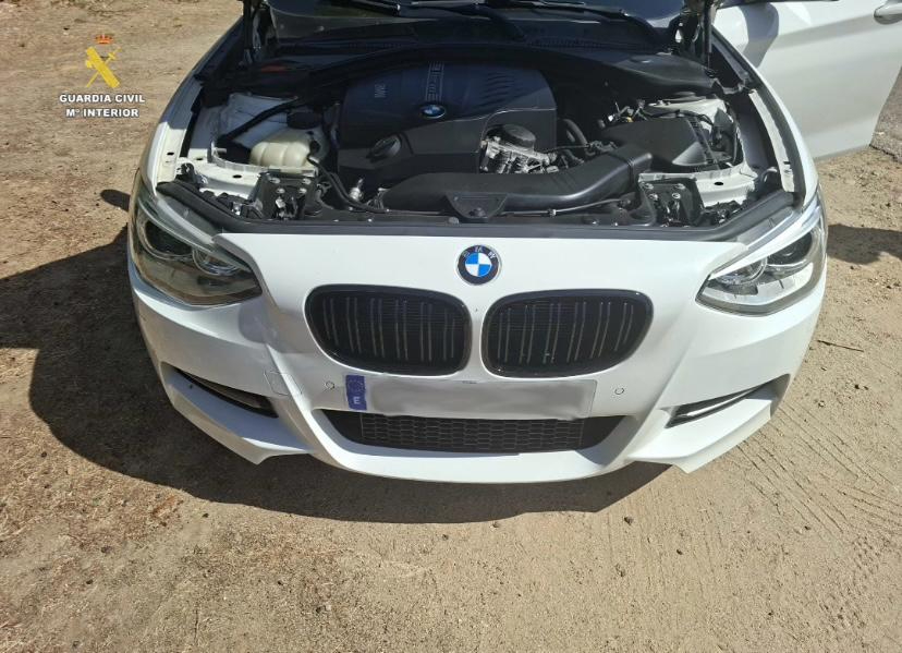 Investigado en Salamanca por llevar matrícula falsa modificada para evitar videocámaras y radares