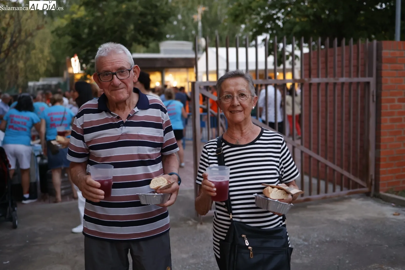 Foto 4 - Santa Marta celebra la Parrillada y Fiesta de la Cebada en la Plaza de Tierno Galv&aacute;n