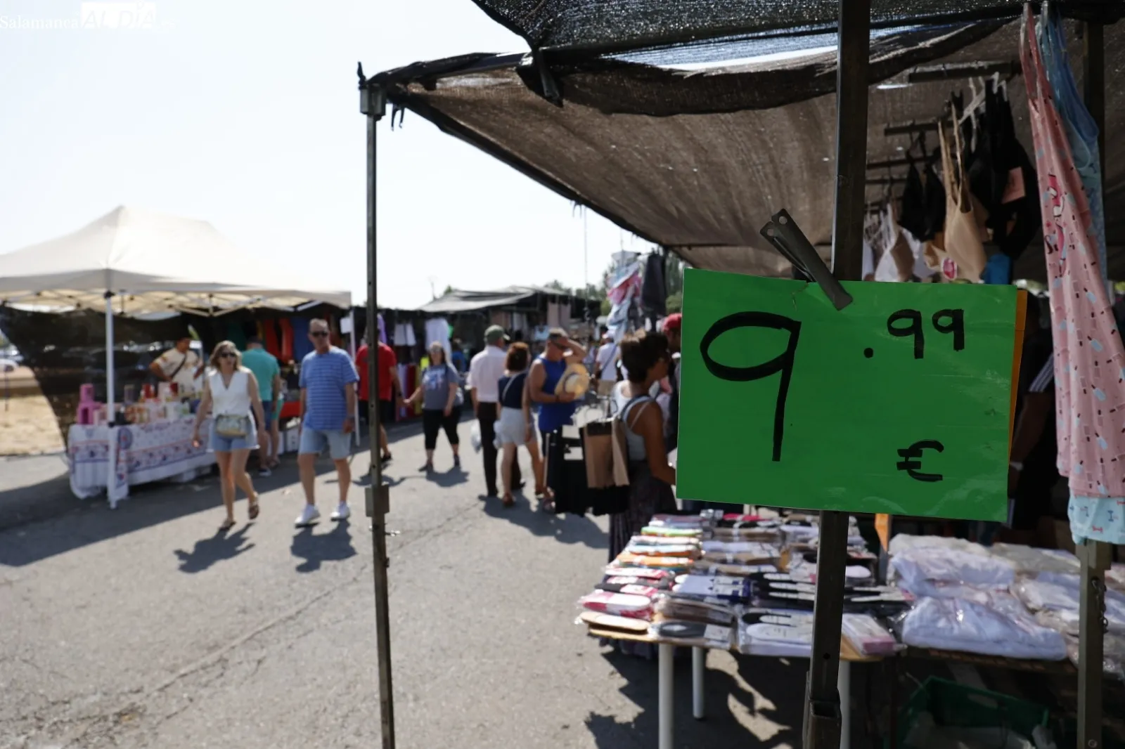 Foto 15 - El Rastro de Salamanca mantiene su actividad pese al calor veraniego en el primer domingo de agosto (FOTOS)