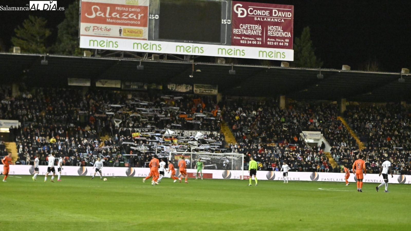 El Helmántico, en jaque a un mes para el inicio de Liga... pero el Salamanca UDS confía en arreglar las obras a tiempo