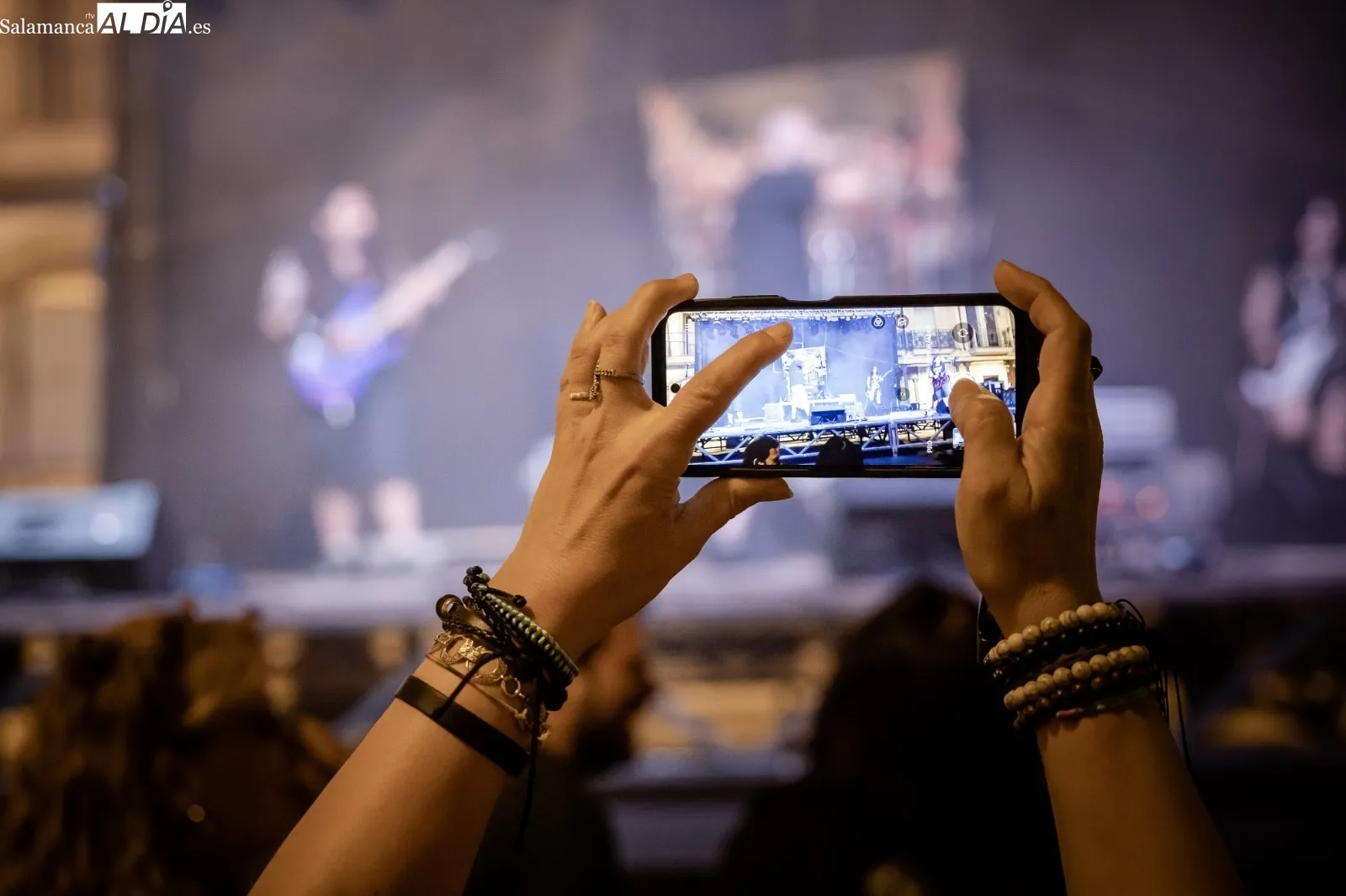 Foto 7 - Alba Fest 2025: El rock volvi&oacute; a rugir en Alba de Tormes