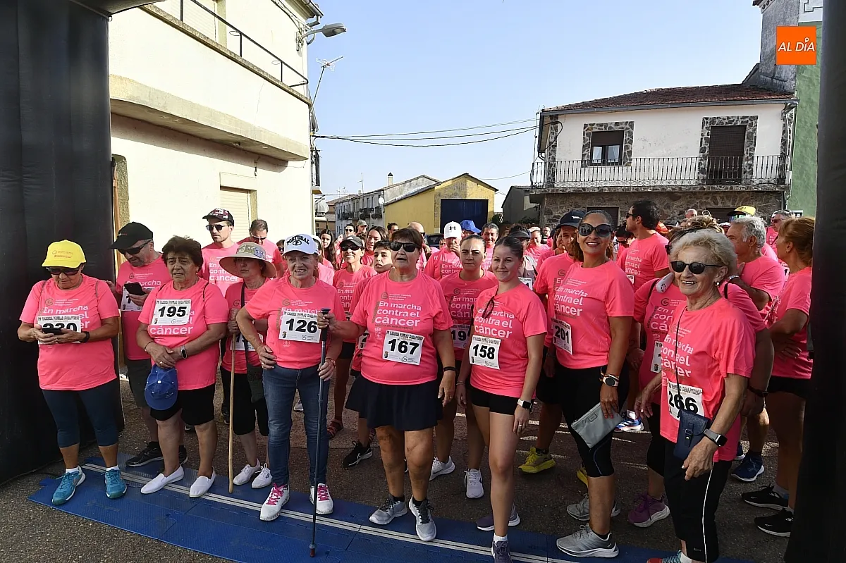 Foto 5 - Jos&eacute; Antonio G&oacute;mez y Ester Rodr&iacute;guez se adjudican la 4&ordf; Carrera de Morasverdes a favor de la AECC