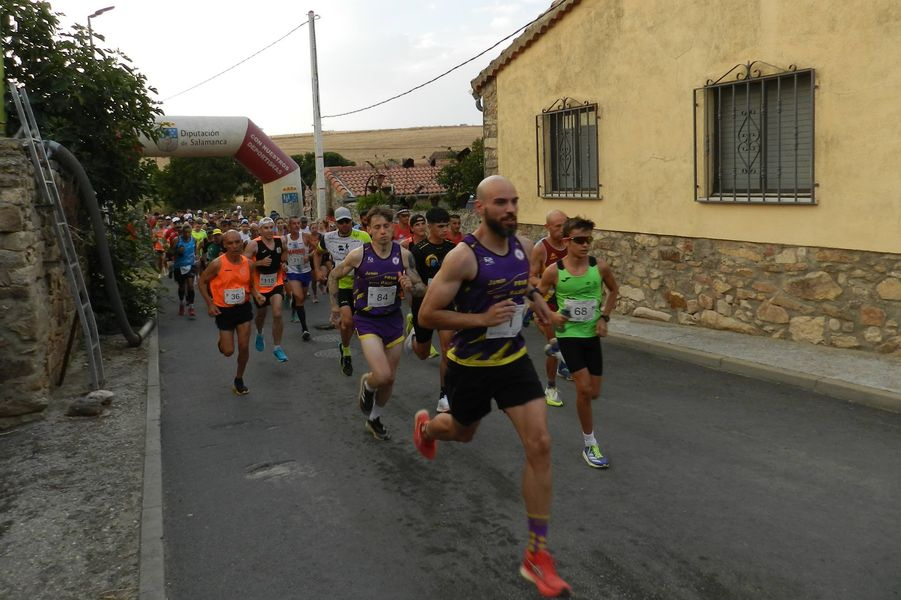 Carrera de Valdemierque: Héctor Rodríguez y Esther Cruz ganan