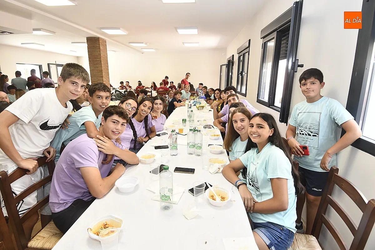 COmida de peñas en Serradilla del LLano/ Fotos: Adrián M.Pastor