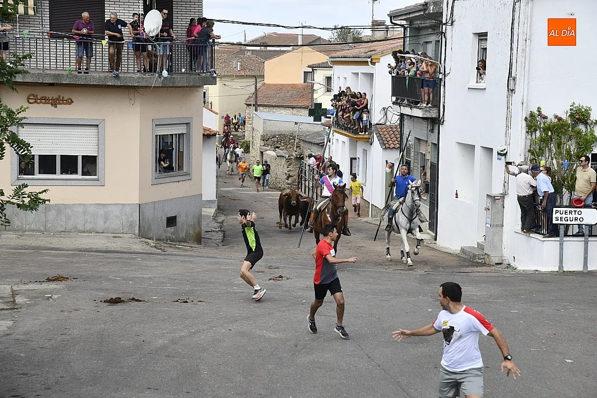 Encierro a Caballo en Villar de Ciervo / Fotos: Adrián M.Pastor