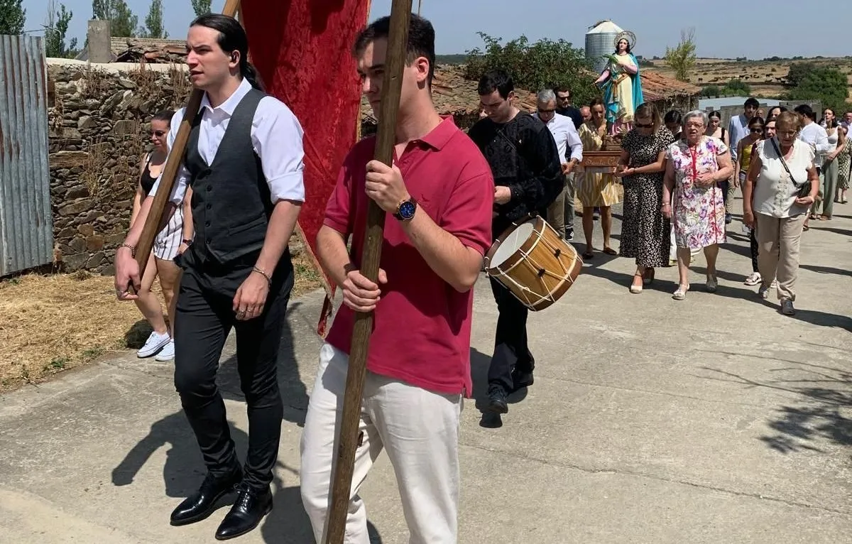 Foto 5 - Alberguer&iacute;a de Herguijuela celebra sus fiestas patronales con devoci&oacute;n y un completo programa de ocio