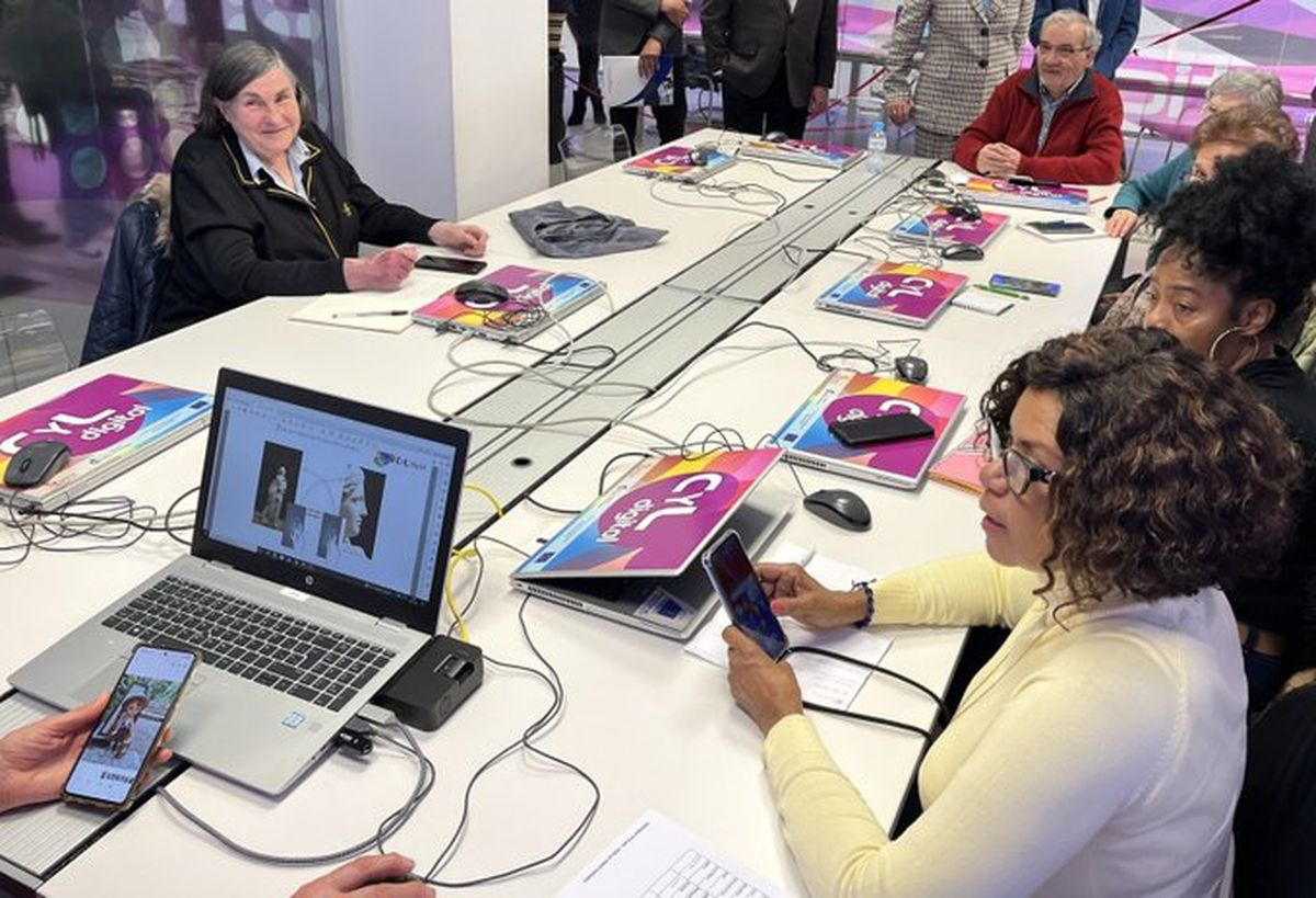 CyL Digital lanza 257 acciones formativas en septiembre para impulsar la inclusión digital