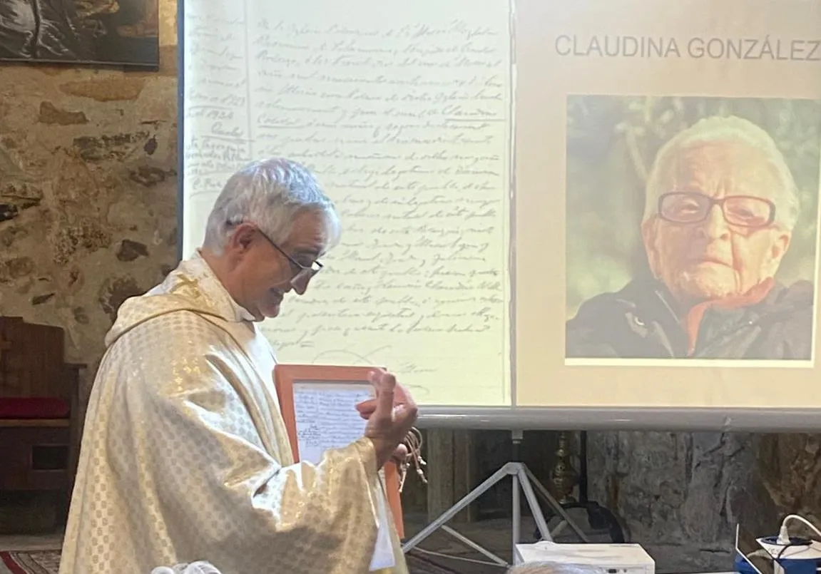 Foto 6 - El Ma&iacute;llo rinde un c&aacute;lido homenaje a sus seis nuevas centenarias