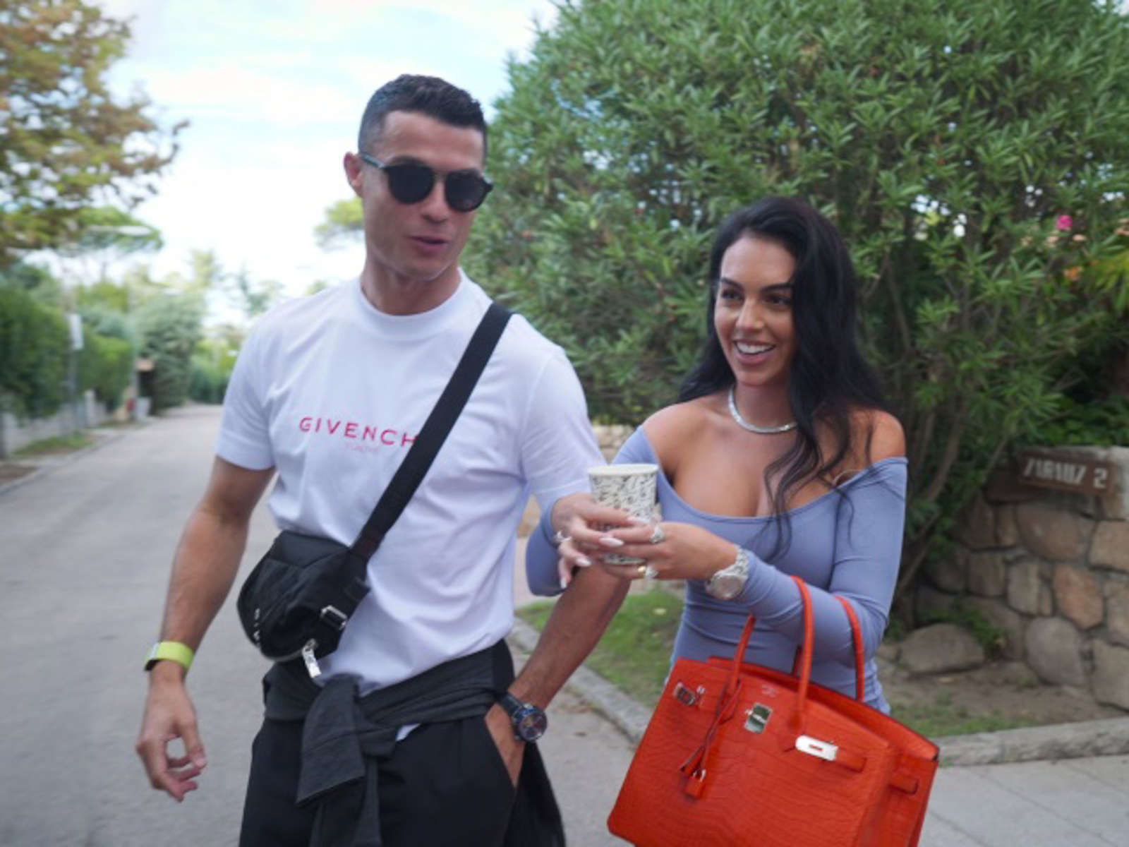 Georgina anuncia su compromiso con Cristiano Ronaldo y muestra el impresionante anillo