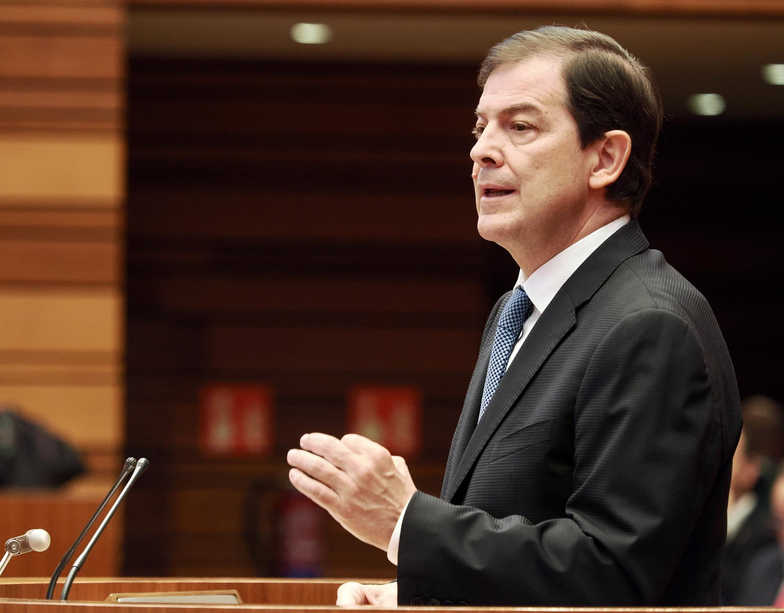 Incendios en CyL: Mañueco cifra en 141.000 ha quemadas