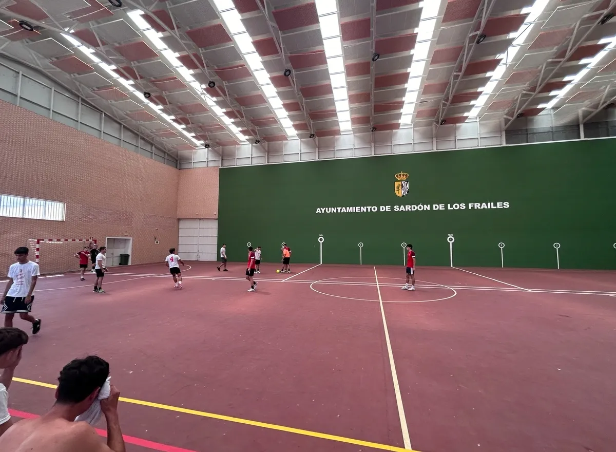Intenso torneo de fútbol sala el vivido ayer jueves en Sardón de los Frailes