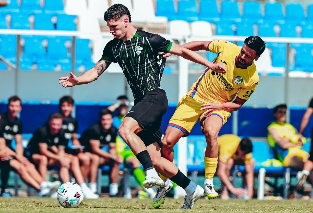 Unionistas ficha a Luis Roldán, pivote cedido por el Elche CF