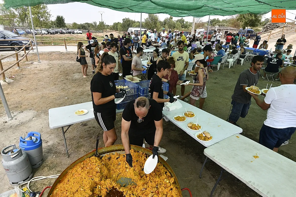 Paella popular en Fuentes de Oñoro/ Fotos: Adrián M.Pastor