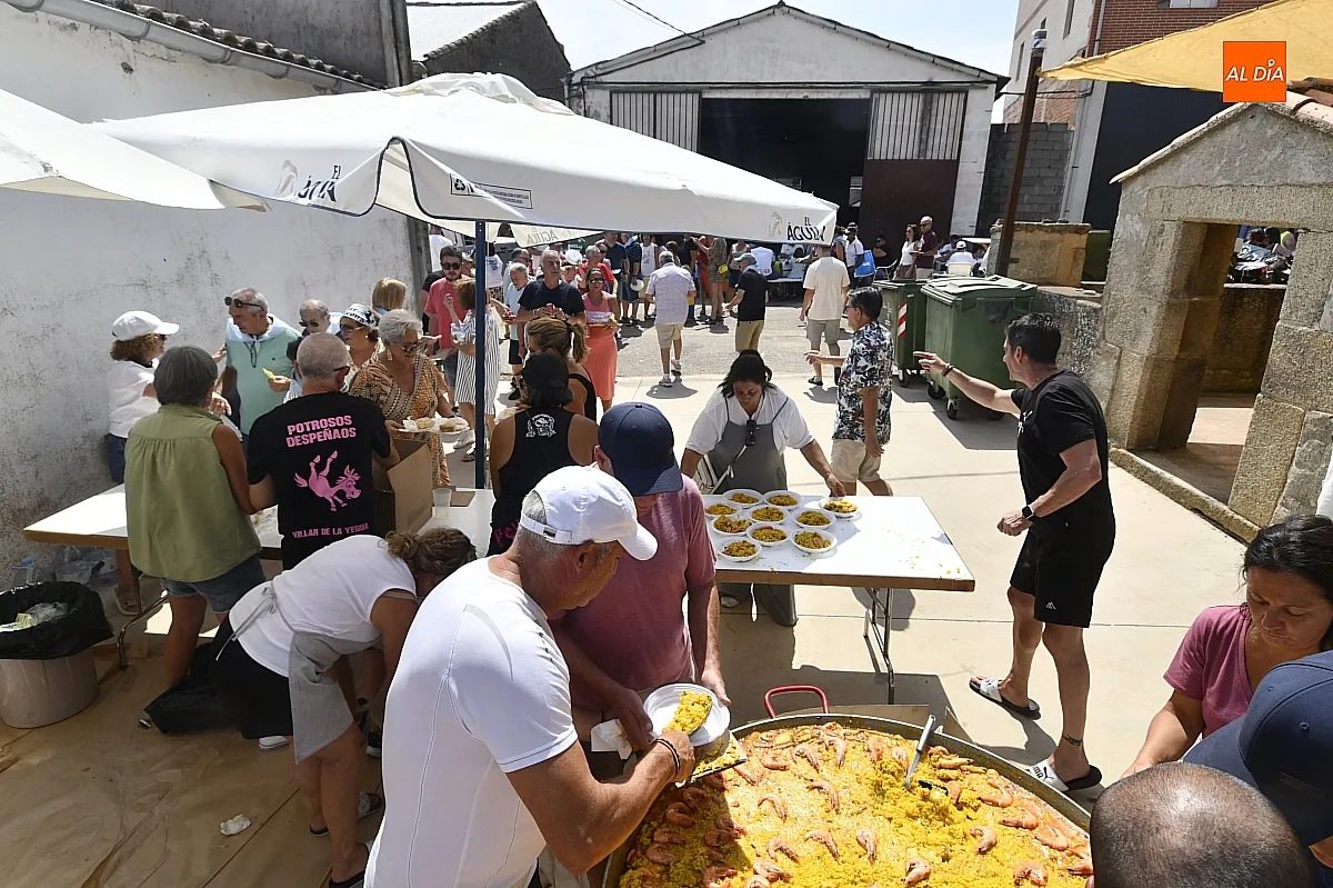 Paella popular en Villar de la Yegua / Fotos: Adrián M.Pastor