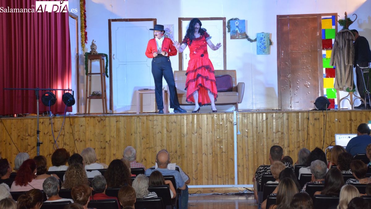 Éxito de Fuentelera Teatro en sus actuaciones en Lumbrales