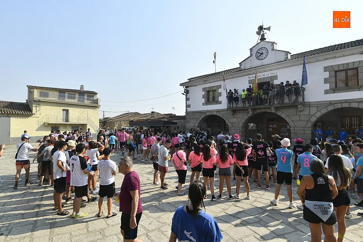 Comienzo de fiestas en VIllar de la Yegua | Fotos: Adrián M.Pastor