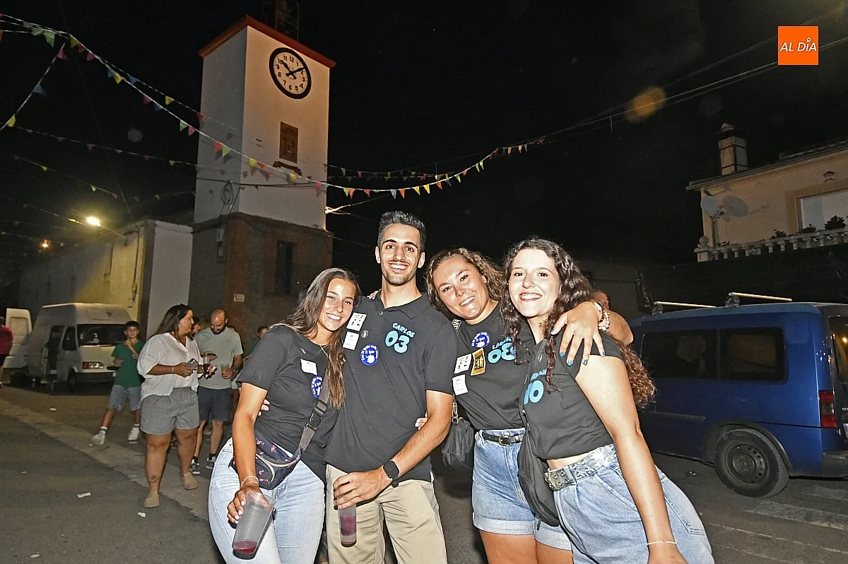 Pregón y peñas en Fuentes de Oñoro en fiestas de La Asunción / Fotos: Adrián M.Pastor