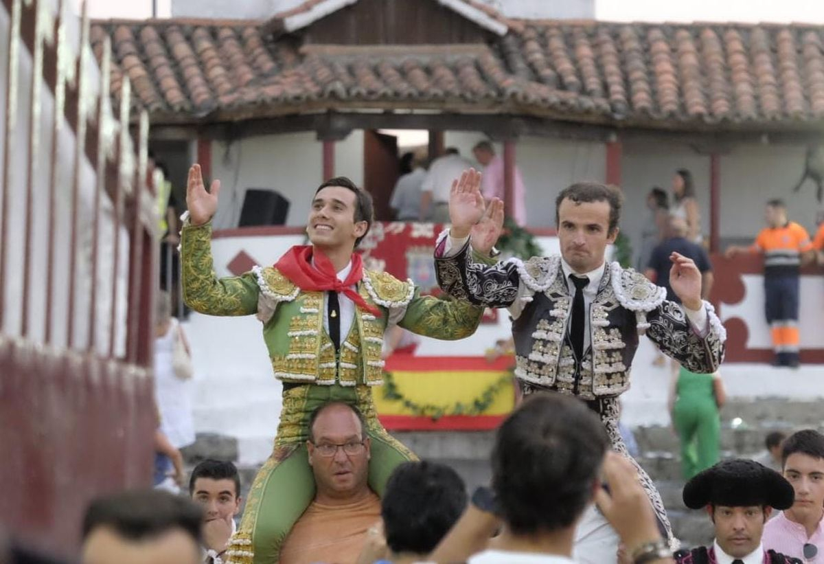 Javier Castaño, Damián Castaño e Ismael Martín en Guijuelo