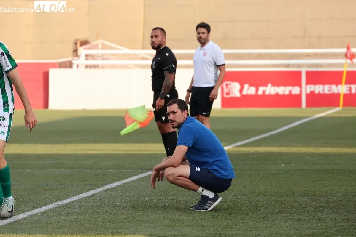 Partido en el San Casto entre el Santa Marta y el Guijuelo | FOTOS: David Sañudo