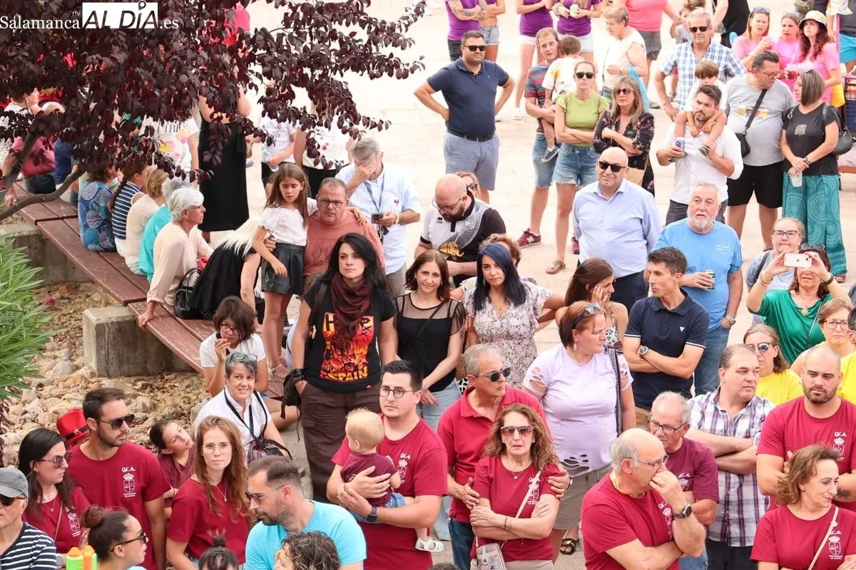 Monterrubio de la Armuña estalla en fiestas con un pregón a cargo de Joaquín Merchán | FOTOS: David Sañudo 