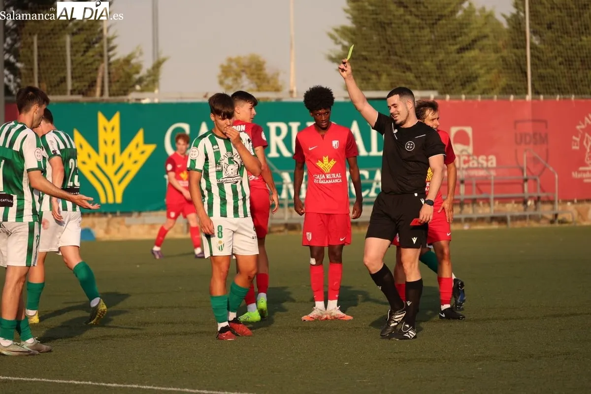 Partido en el San Casto entre el Santa Marta y el Guijuelo | FOTOS: David Sañudo