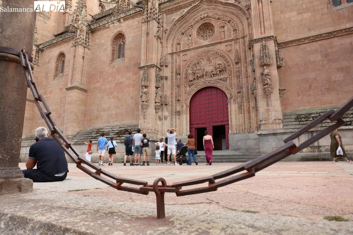 Así luce Salamanca en el arranque de agosto: calor y turismo | FOTOS: David Sañudo 