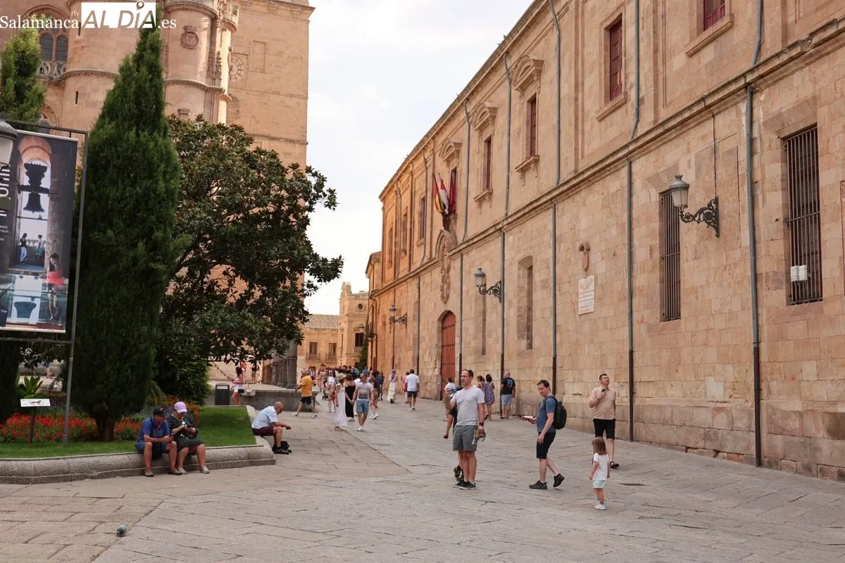 Así luce Salamanca en el arranque de agosto: calor y turismo | FOTOS: David Sañudo 