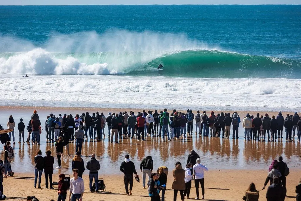 Foto 3 - Cinco destinos imprescindibles para surfear en Portugal