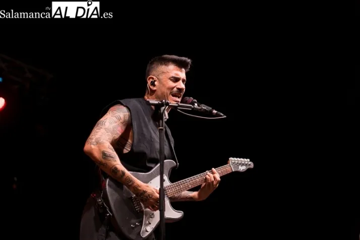 Alba de Tormes viaja a los 2000: la banda sonora de una generaci&oacute;n resuena con Pignoise | Imagen 1