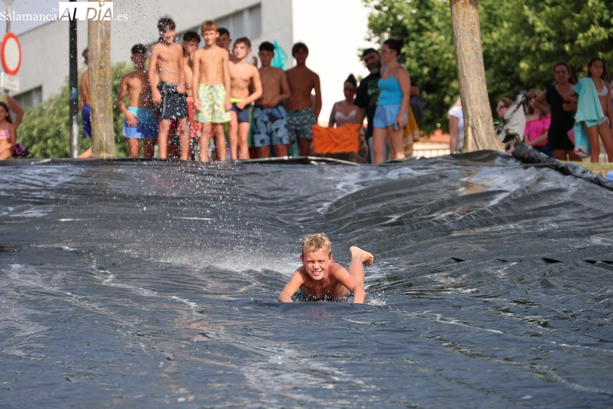 Tobogán acuático en Villamayor por sus fiestas de agosto