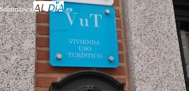 Propietarios de viviendas turísticas en CyL ofrecen sus alojamientos para afectados por los incendios