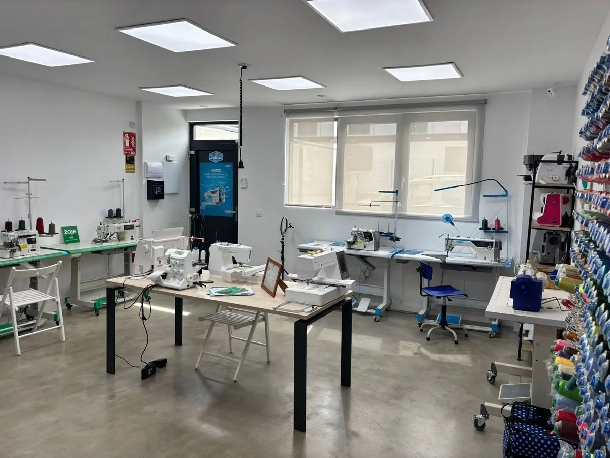 ‘Entre máquinas de coser’: un año de éxito consolidado y mirando al futuro de la costura en Salamanca