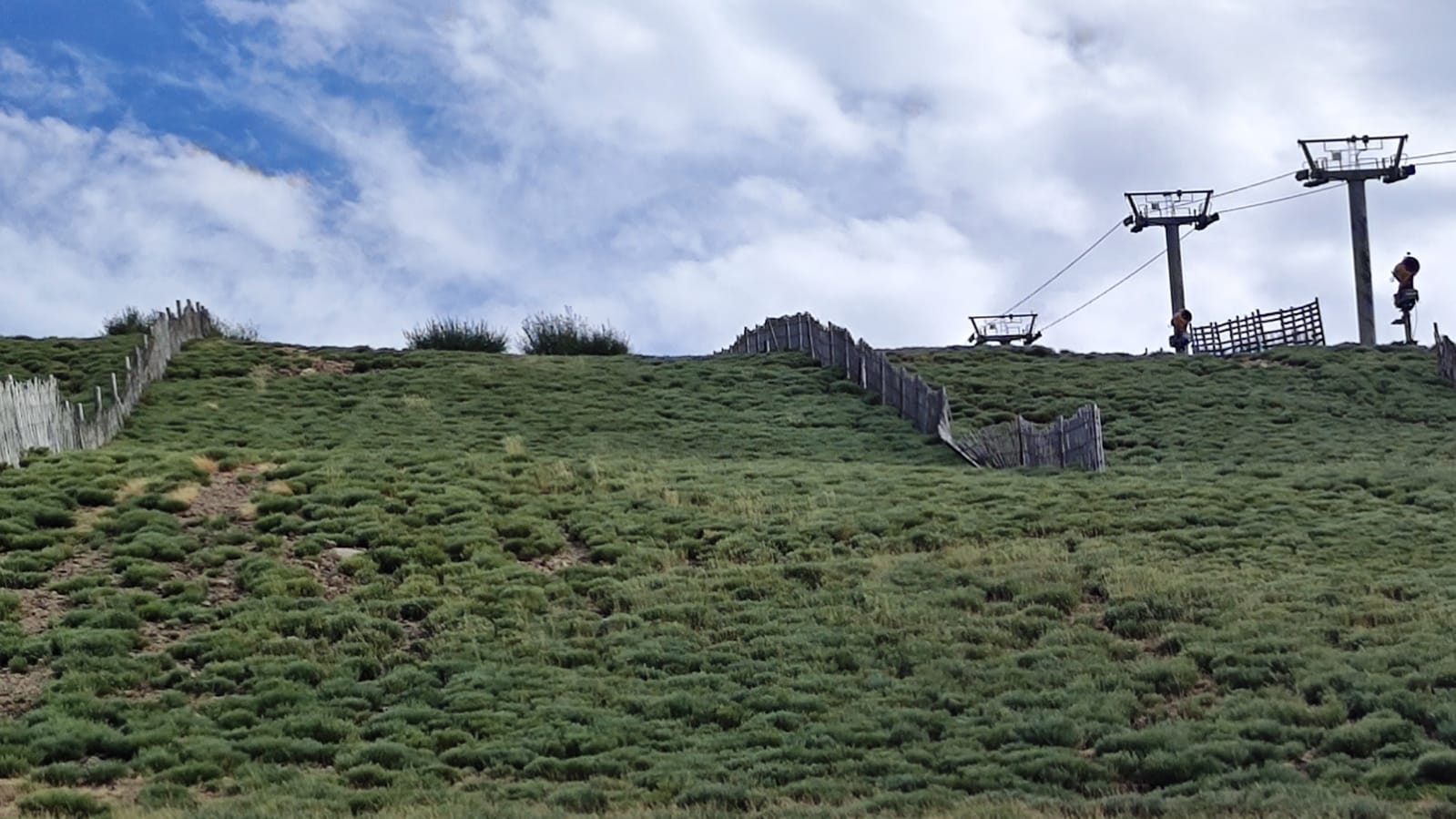 La Covatilla: una avería crítica pone en duda su apertura en diciembre