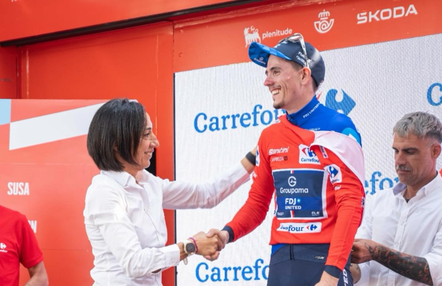 Dori Ruano pide calma en La Vuelta en Guijuelo por la violencia