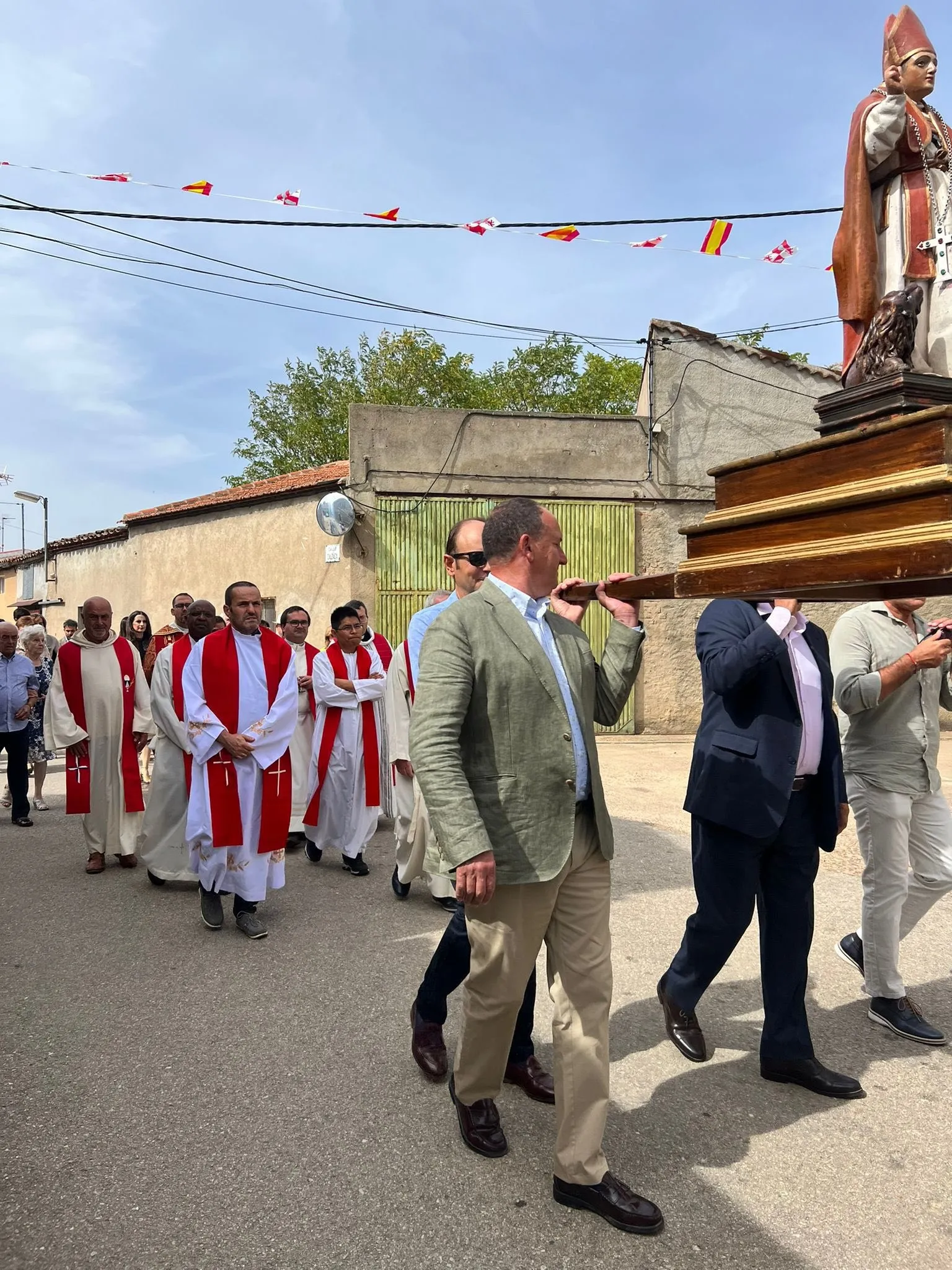 Foto 2 - Boadilla honr&oacute; durante el fin de semana a San Genaro