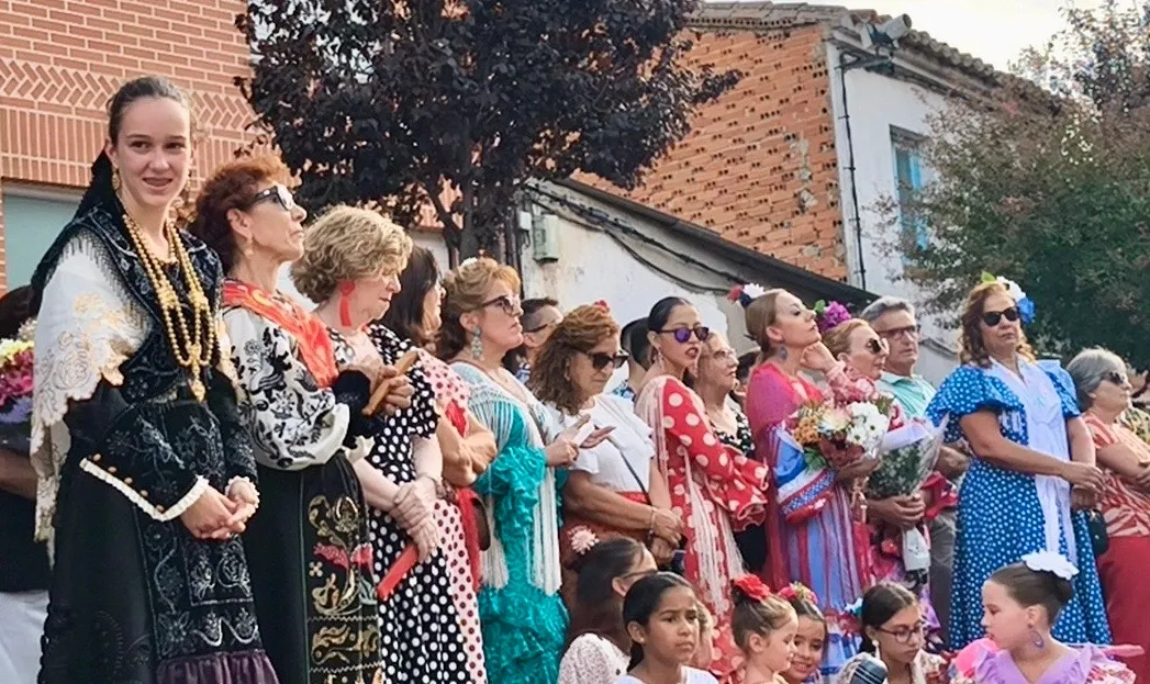 Pregón y ofrenda floral a la Virgen de la Vega en Villoria