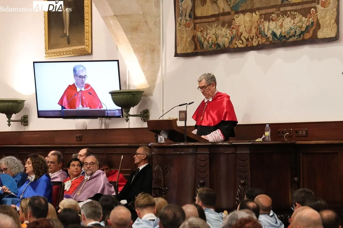 Acto de apertura del curso en el Paraninfo de la Universidad de Salamanca. Foto de David Sañudo