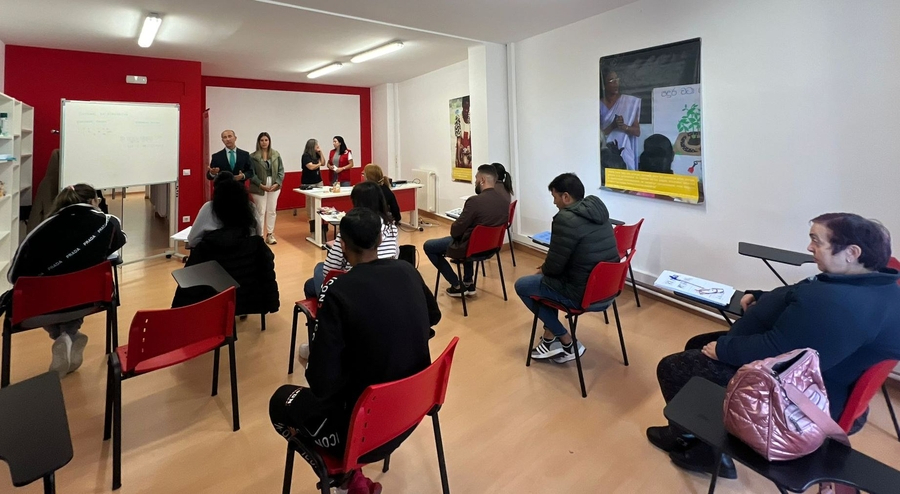 Cruz Roja formará a personas sin la ESO que quieran cursar certificados de profesionalidad