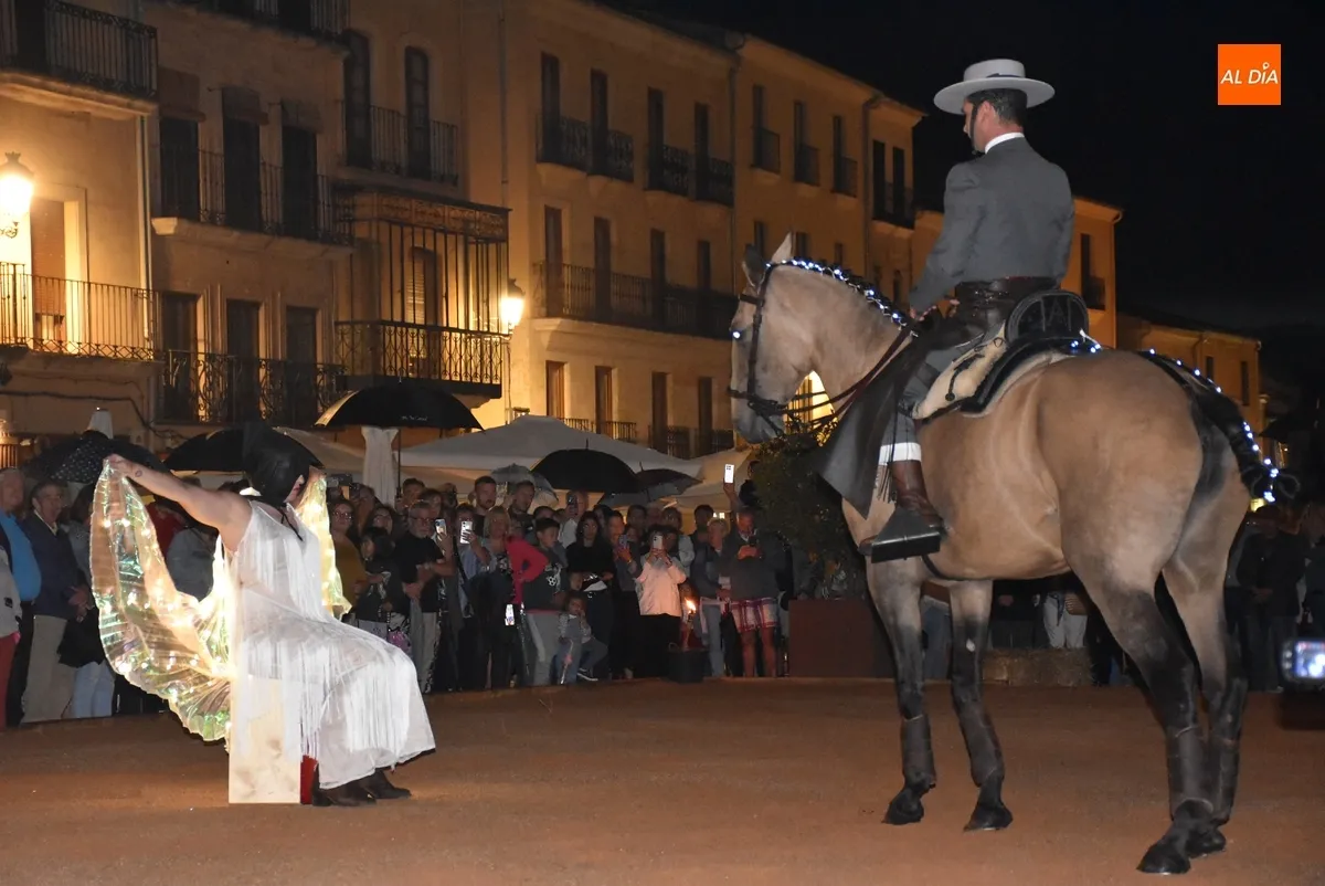Foto 11 - El cielo respeta la m&uacute;ltiple apertura de la Feria del Caballo tras una tarde pasada por agua